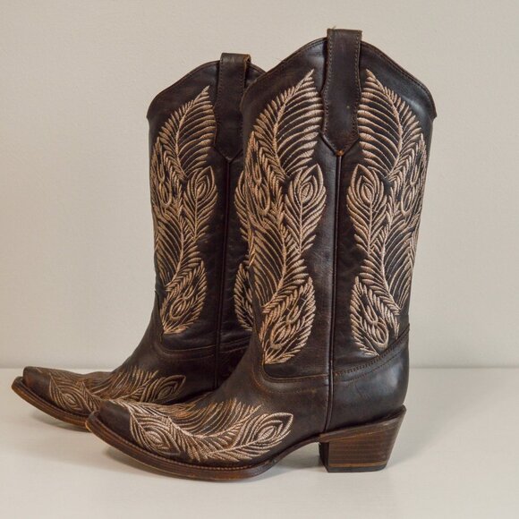 Circle G Feather Embroidered Snip Toe Western Boots - Picture 9 of 11